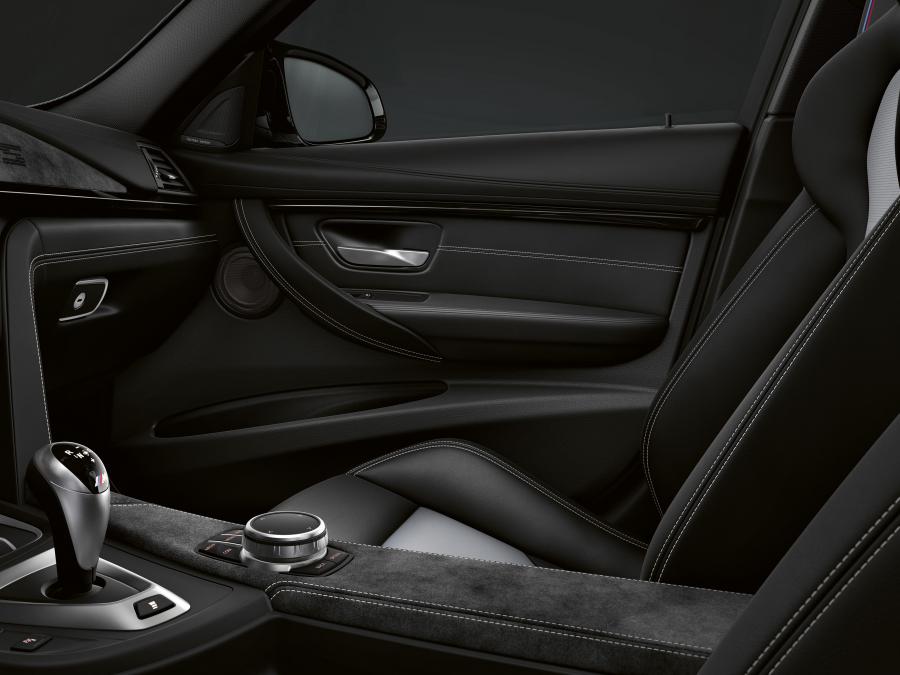 Детали интерьера BMW M3 CS (F80) 2018 года  (WW) (фото 17 из 94)